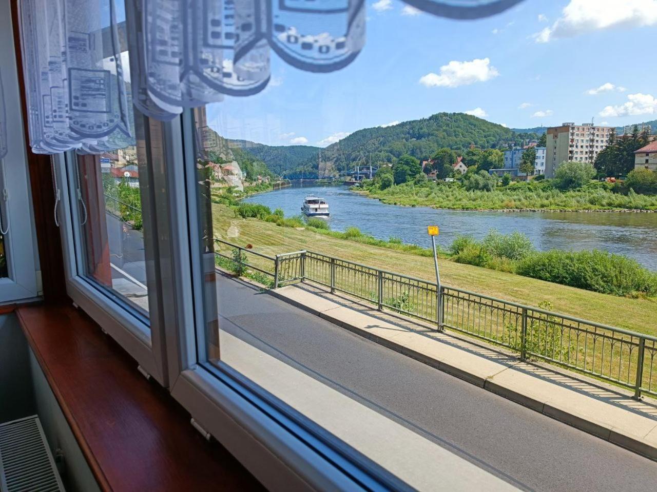 U Bocmana S Vyhledem Na Zamek A Labe Apartman Decin Kültér fotó